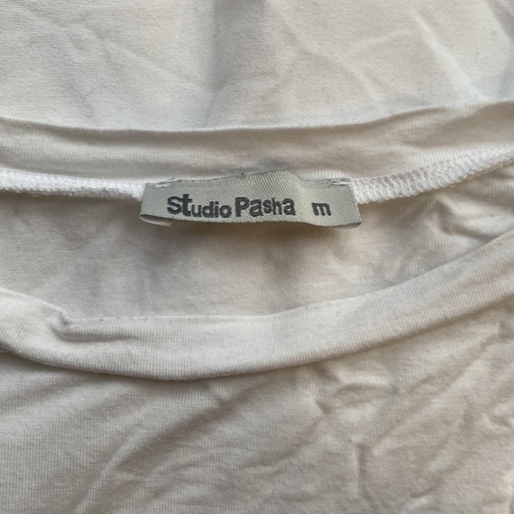 Studio Pasha white tunic with side slits, Size S - Picture 2 of 4